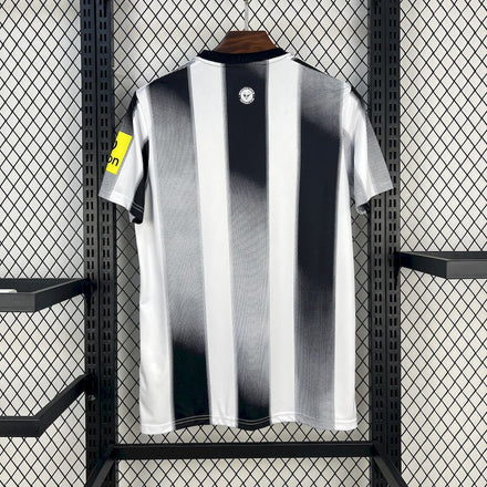 Newcastle United 2025/26 Home Jersey